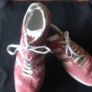 Adidas Gazelle lace up sneakers